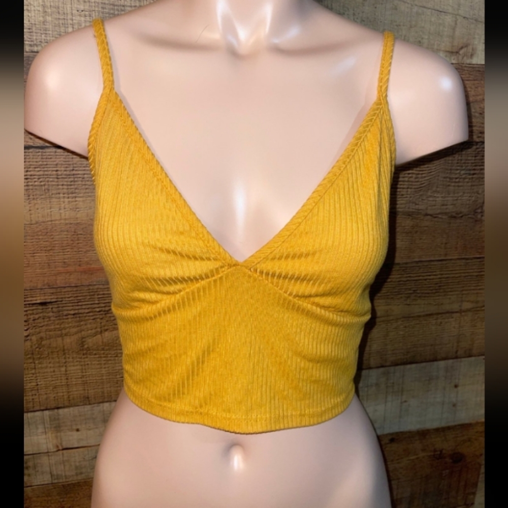 Urban Rose ribbed crop top